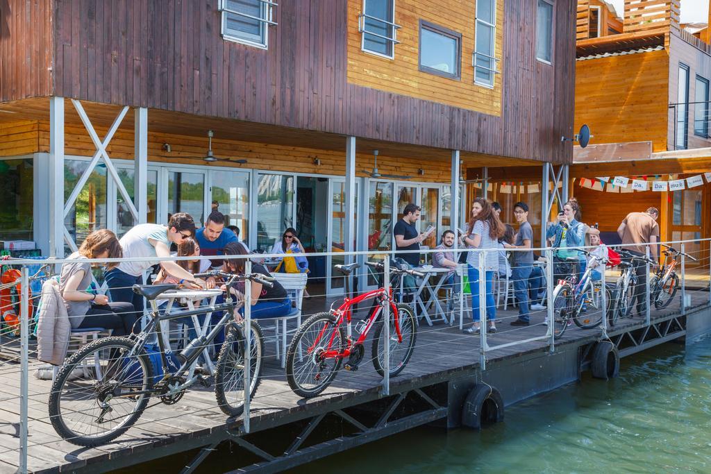 Arkabarka 2- Floating Dream Rooms And Apartments Belgrade Exterior photo