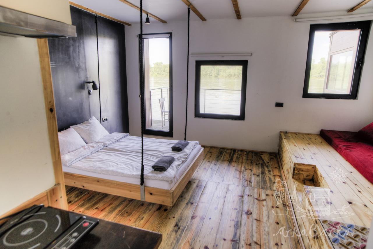 Arkabarka 2- Floating Dream Rooms And Apartments Belgrade Exterior photo