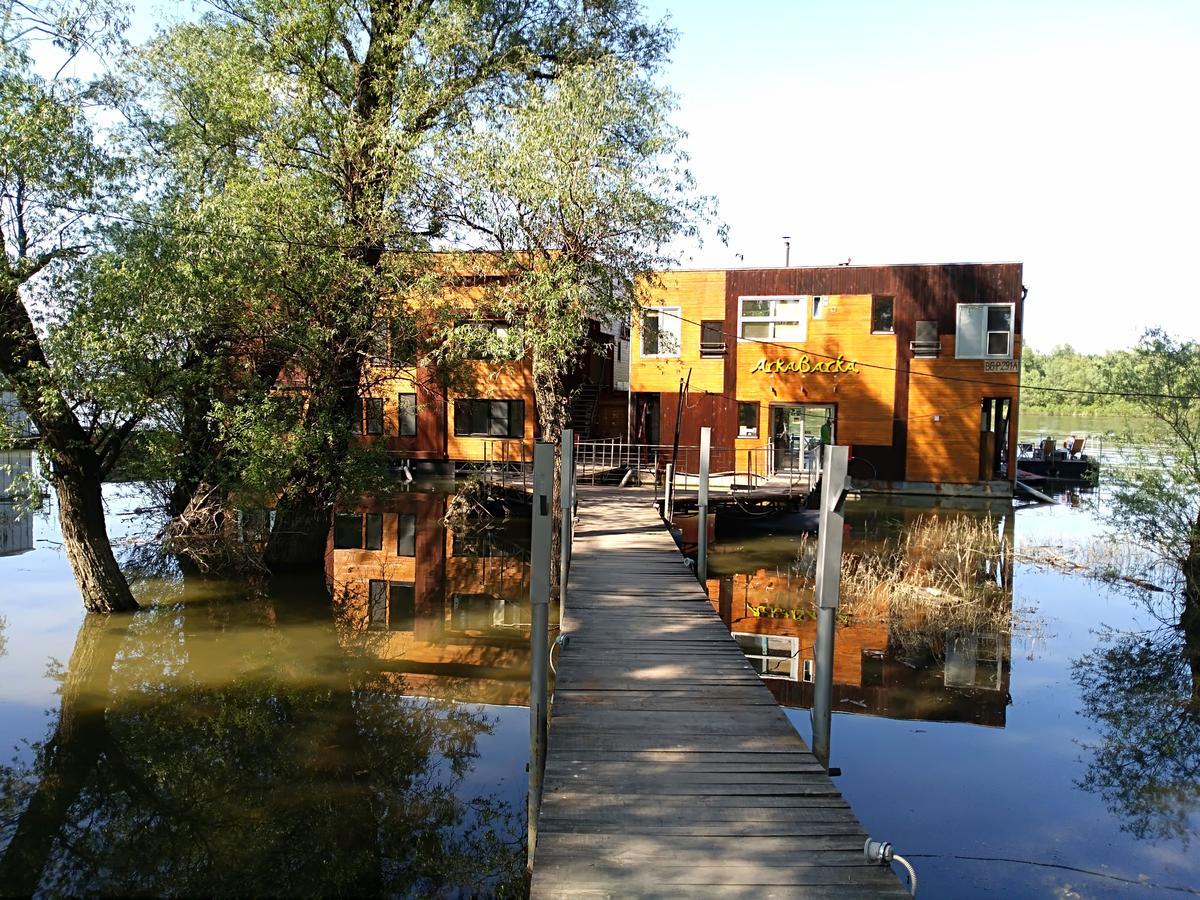 Arkabarka 2- Floating Dream Rooms And Apartments Belgrade Exterior photo